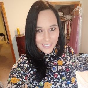 Meet your Posher, Vanessa